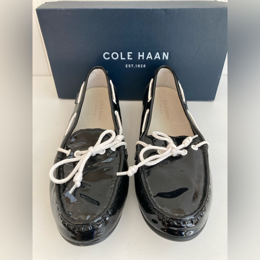 Cole Haan Grant Driving Loafer Womens 8B Black Patent Leather Tie D42788 EUC